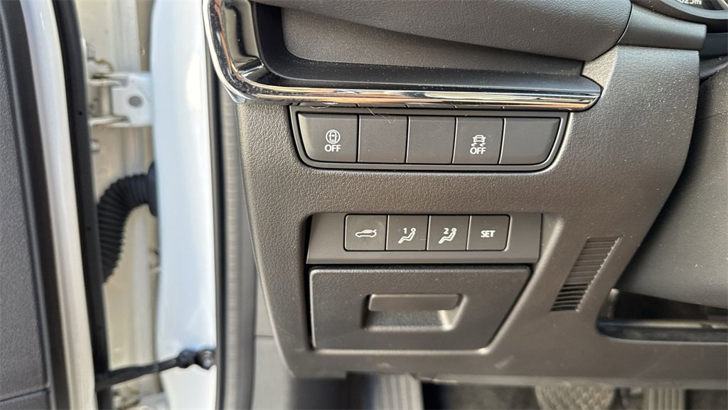 Used 2023 MAZDA MAZDA3 s image 57