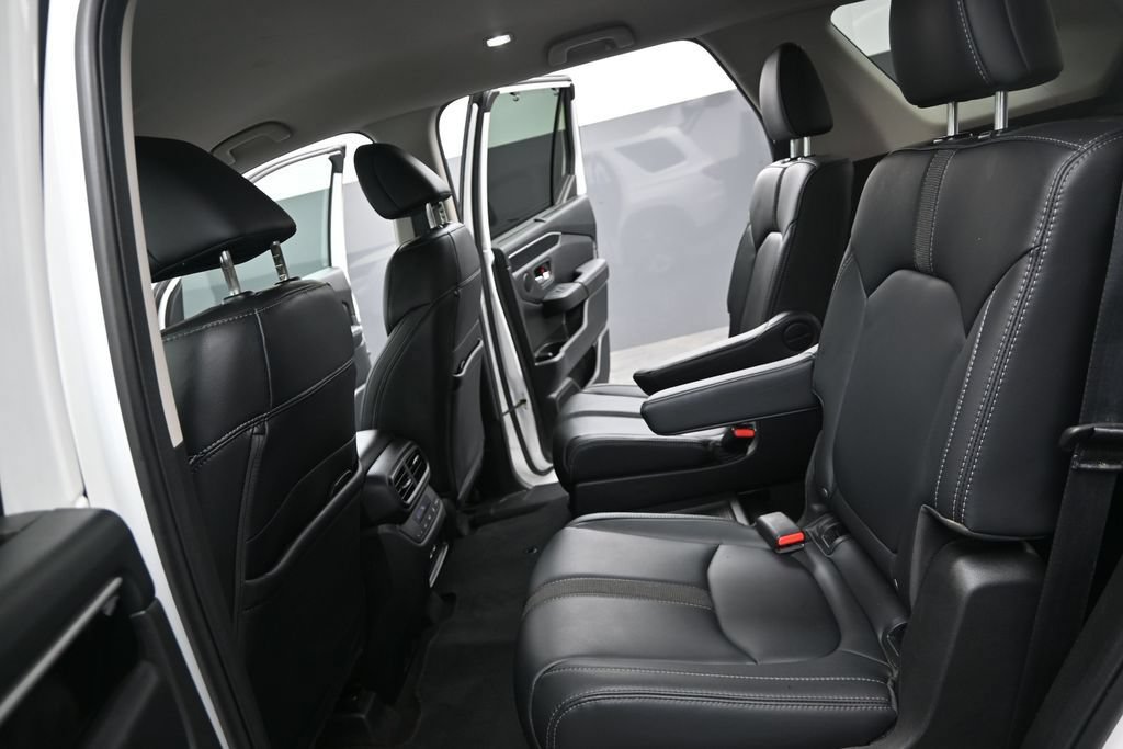 Used 2023 Honda Pilot EX-L image 14