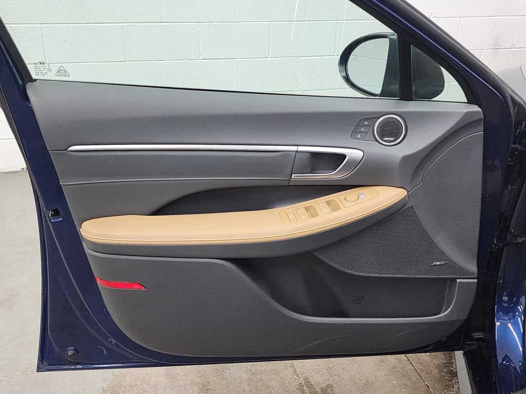 Used 2021 Hyundai Sonata Limited FWD image 9