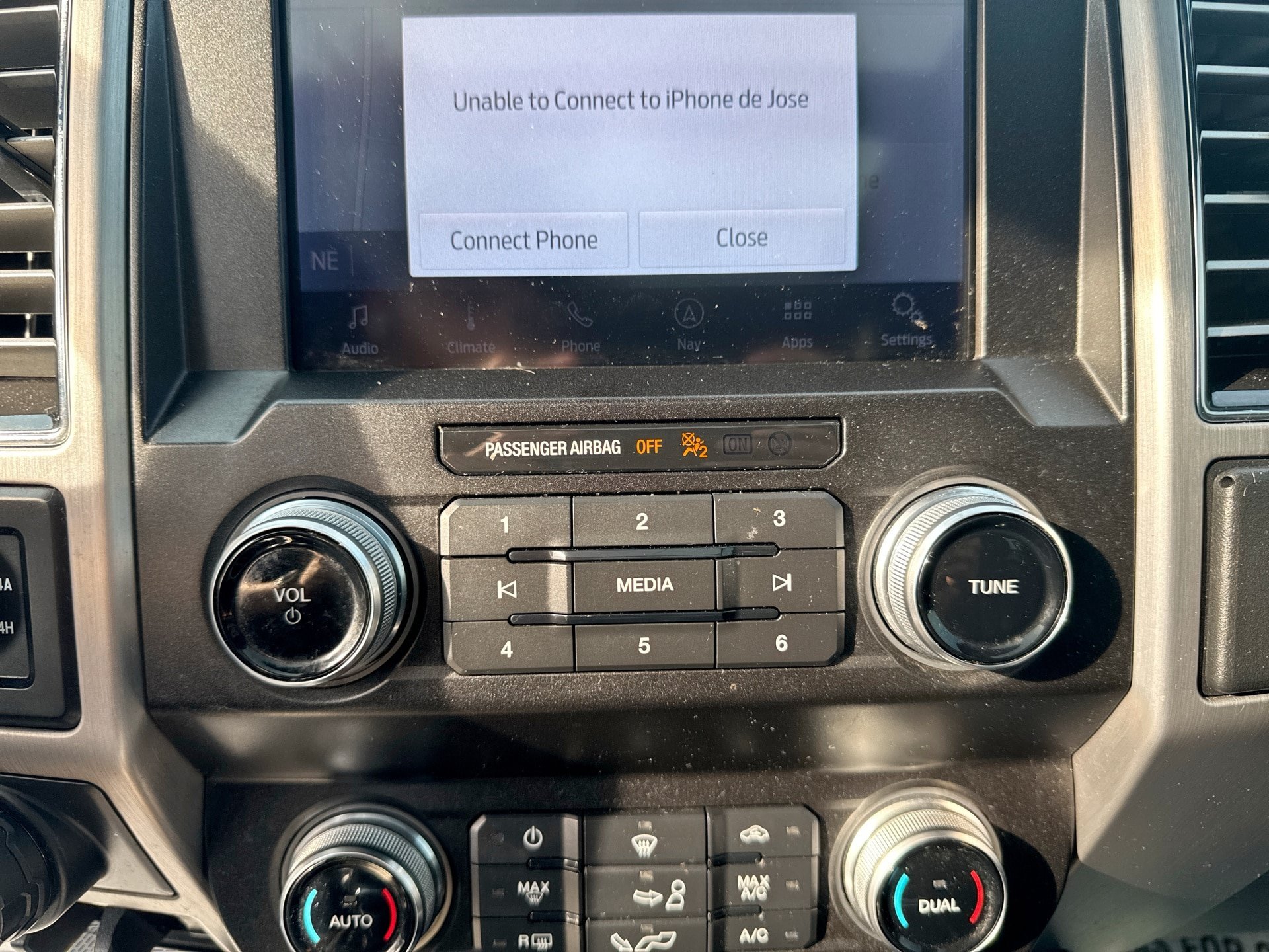 Used 2020 Ford F150 Platinum w/ Equipment Group 701A Luxury AWD/4WD image 12