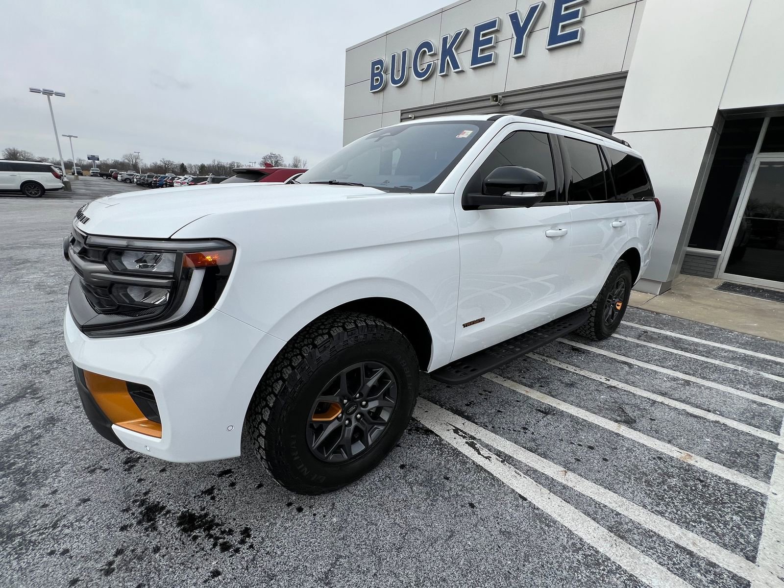 Used 2025 Ford Expedition Tremor image 1