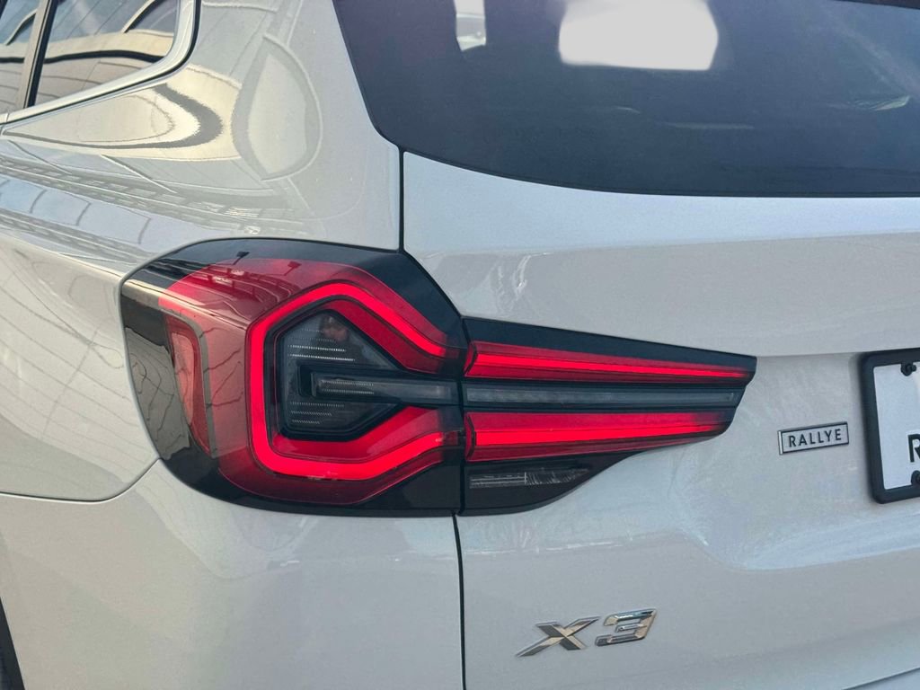 Certified 2024 BMW X3 xDrive30i w/ Convenience Package image 10