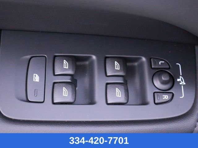 New 2025 Volvo XC60 T8 Core w/ Protection Package Premier image 11