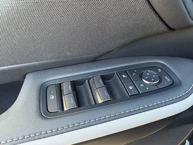 New 2026 Lexus TX 500h AWD image 23