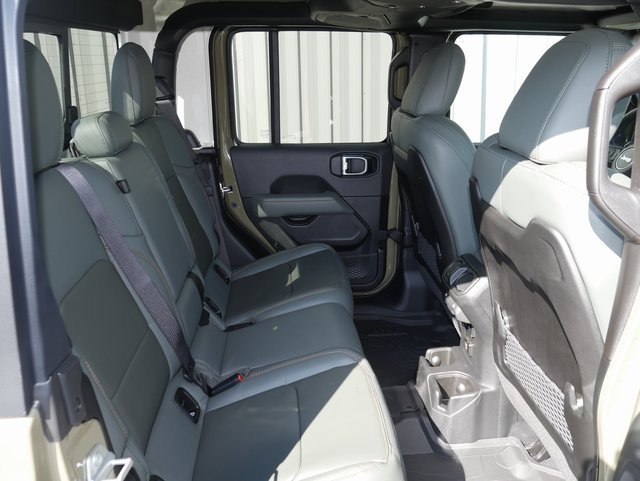 New 2025 Jeep Gladiator Mojave w/ Convenience Group image 25