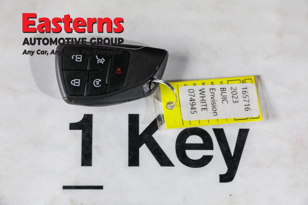 Used 2023 Buick Envision Essence image 26