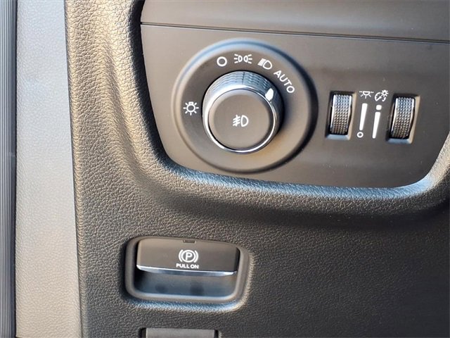 New 2025 Jeep Grand Cherokee Limited image 22