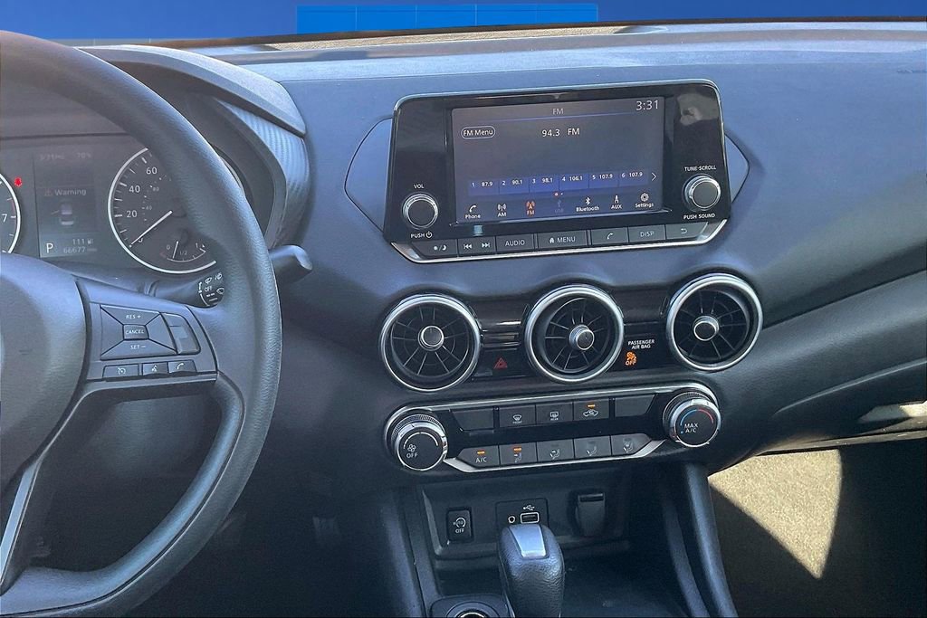 Used 2024 Nissan Sentra S image 9