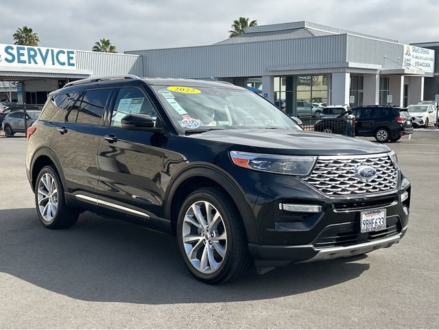 Used 2022 Ford Explorer Platinum w/ Equipment Group 601A image 2