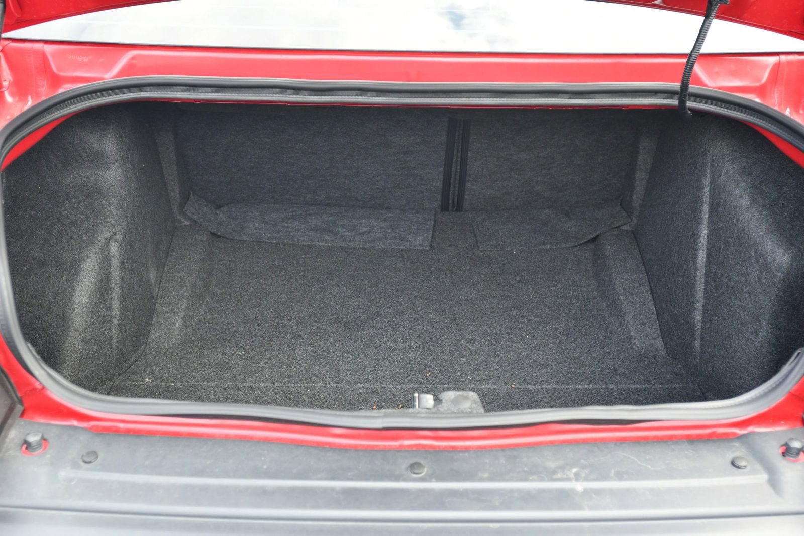 Used 2016 Dodge Challenger SRT Hellcat image 15