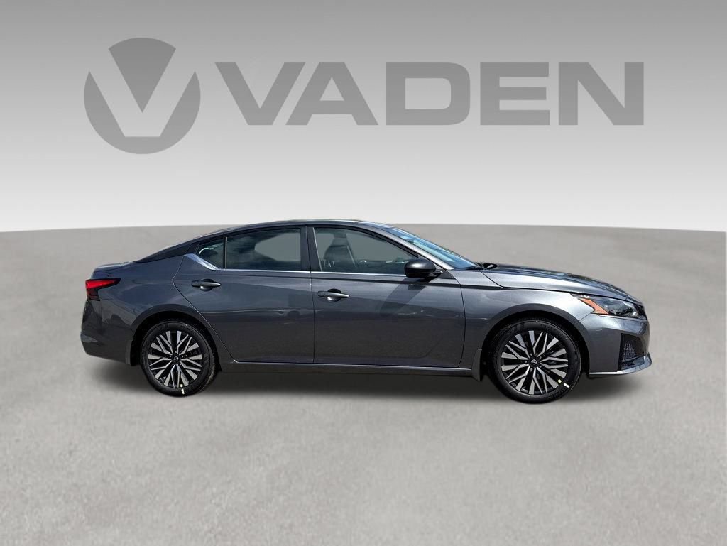 New 2026 Nissan Altima 2.5 SV w/ SV Special Edition Package FWD image 29