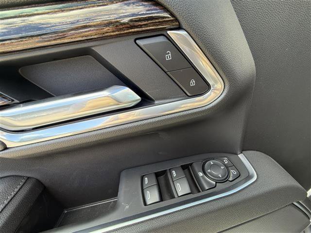 New 2026 GMC Sierra 1500 Elevation image 13