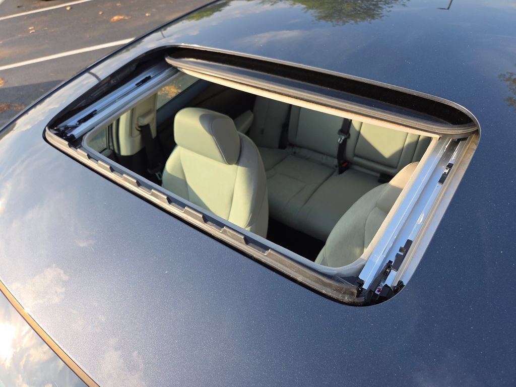 Certified 2024 Honda Accord EX image 4