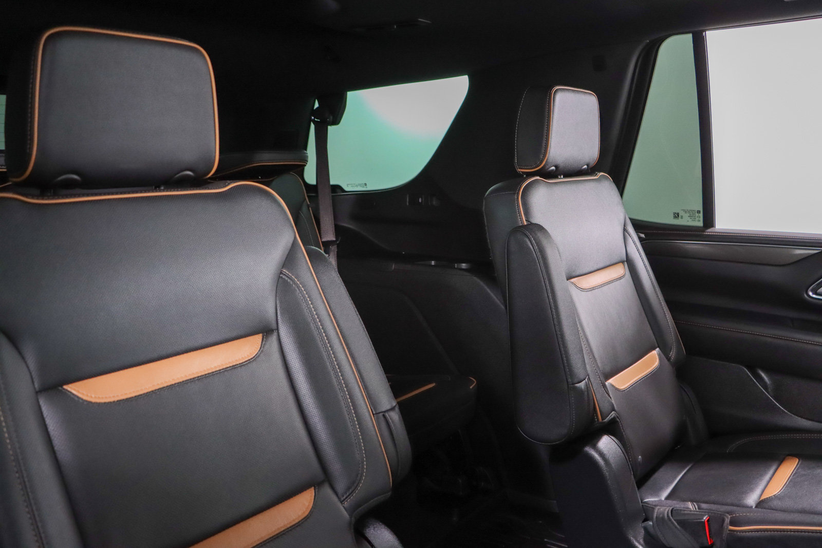 Used 2022 GMC Yukon AT4 AWD/4WD image 32