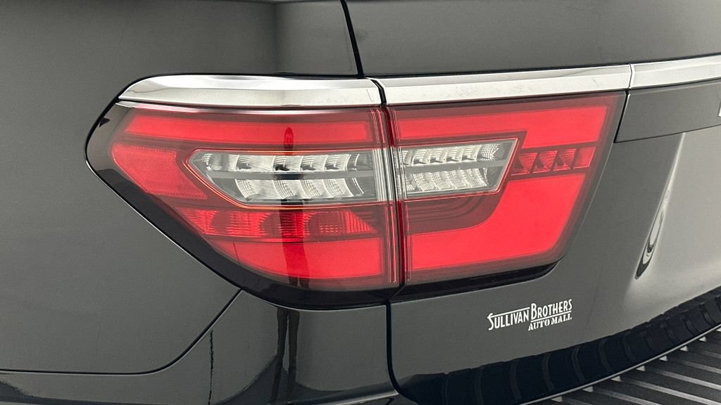 Certified 2022 Nissan Armada SV AWD/4WD image 23