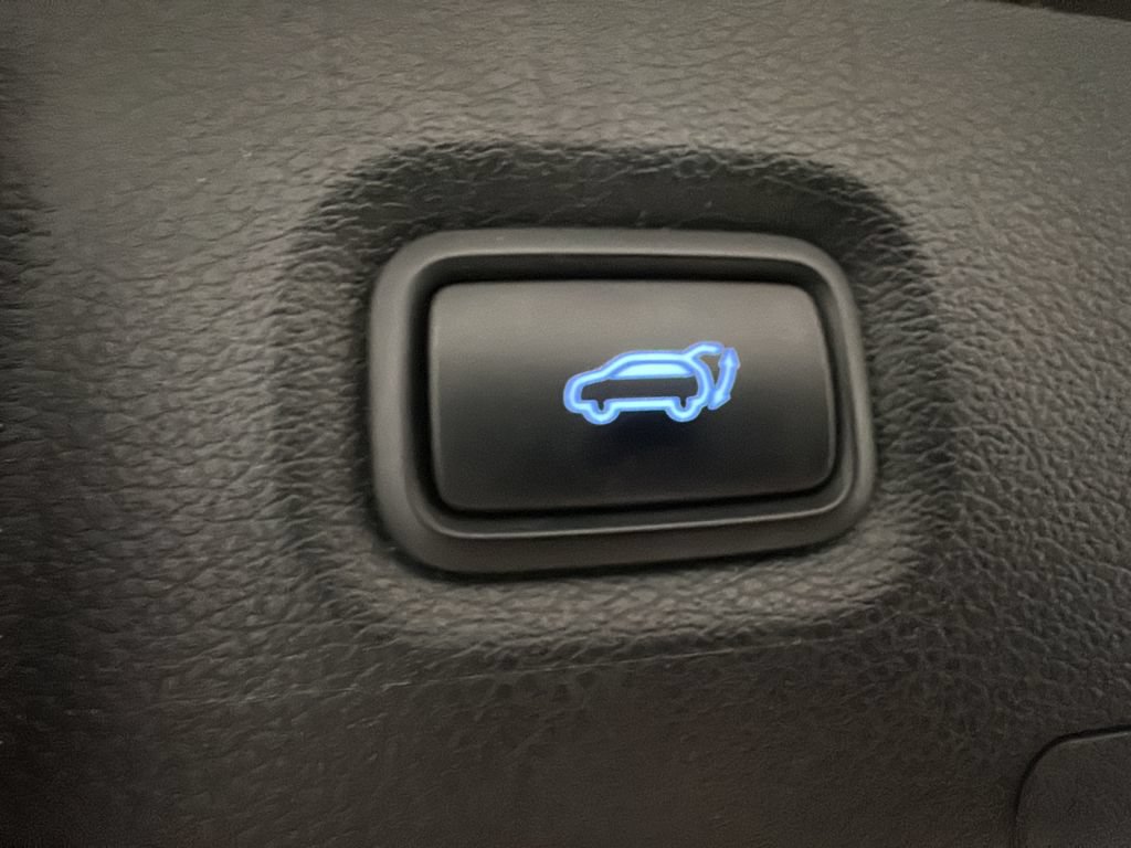 Used 2020 Hyundai Santa Fe SEL FWD image 22