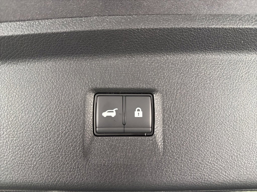 New 2026 INFINITI QX60 Sport image 18