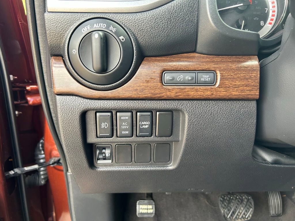 Used 2017 Nissan Titan Platinum Reserve image 13