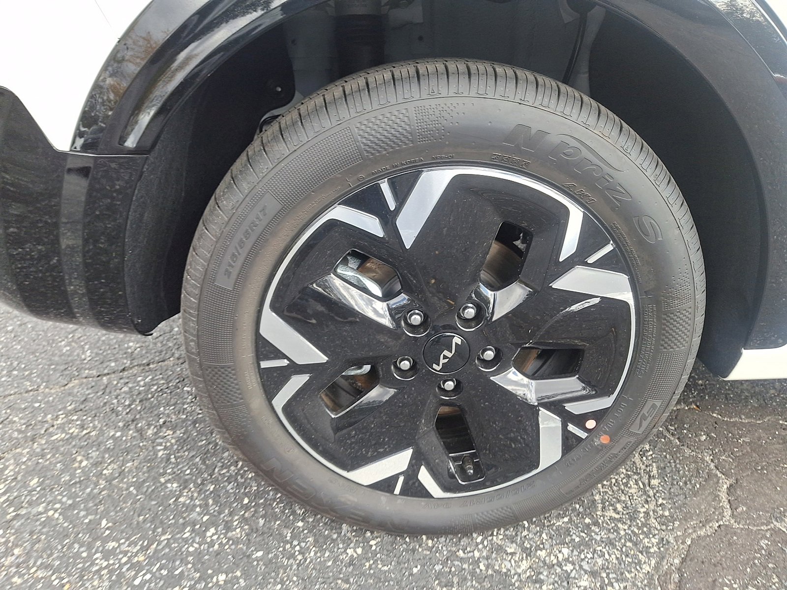 New 2025 Kia Niro Wind image 10