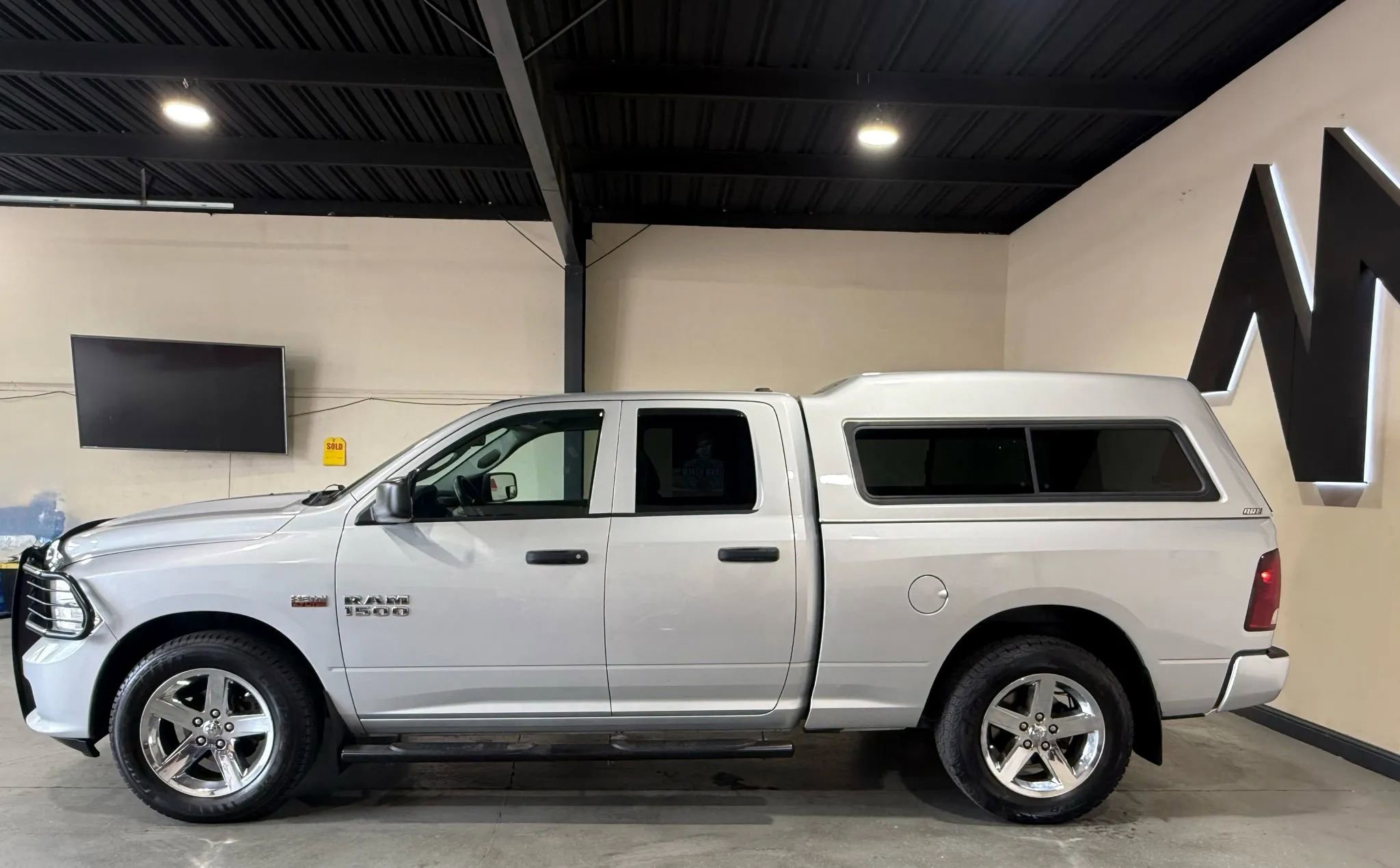Used 2014 RAM 1500 Express image 4