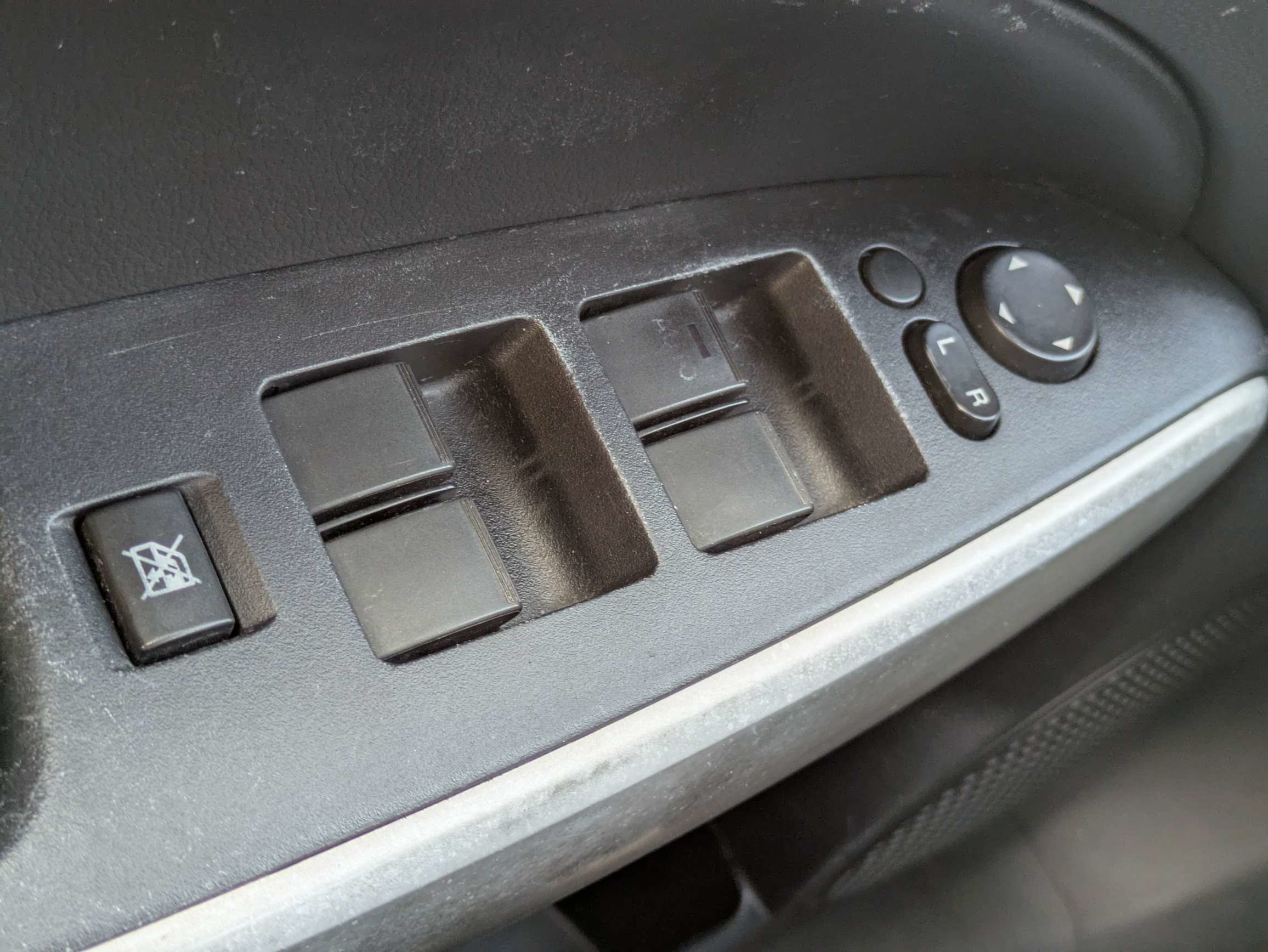 Used 2013 MAZDA MAZDA2 Sport FWD image 20