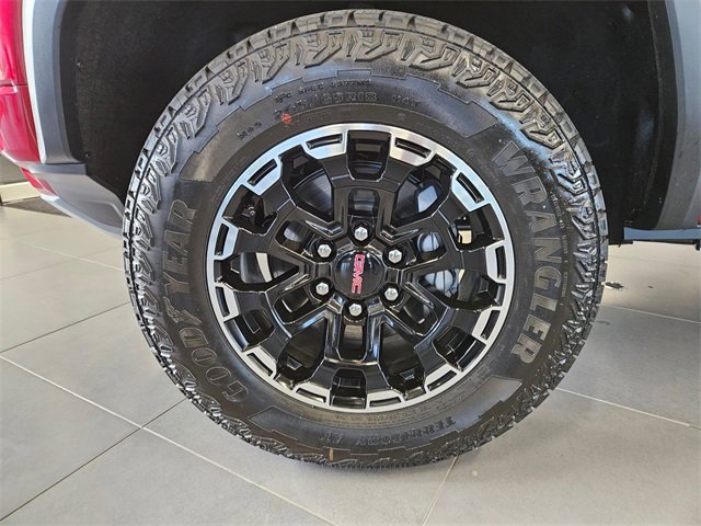 New 2026 GMC Canyon AT4 image 9