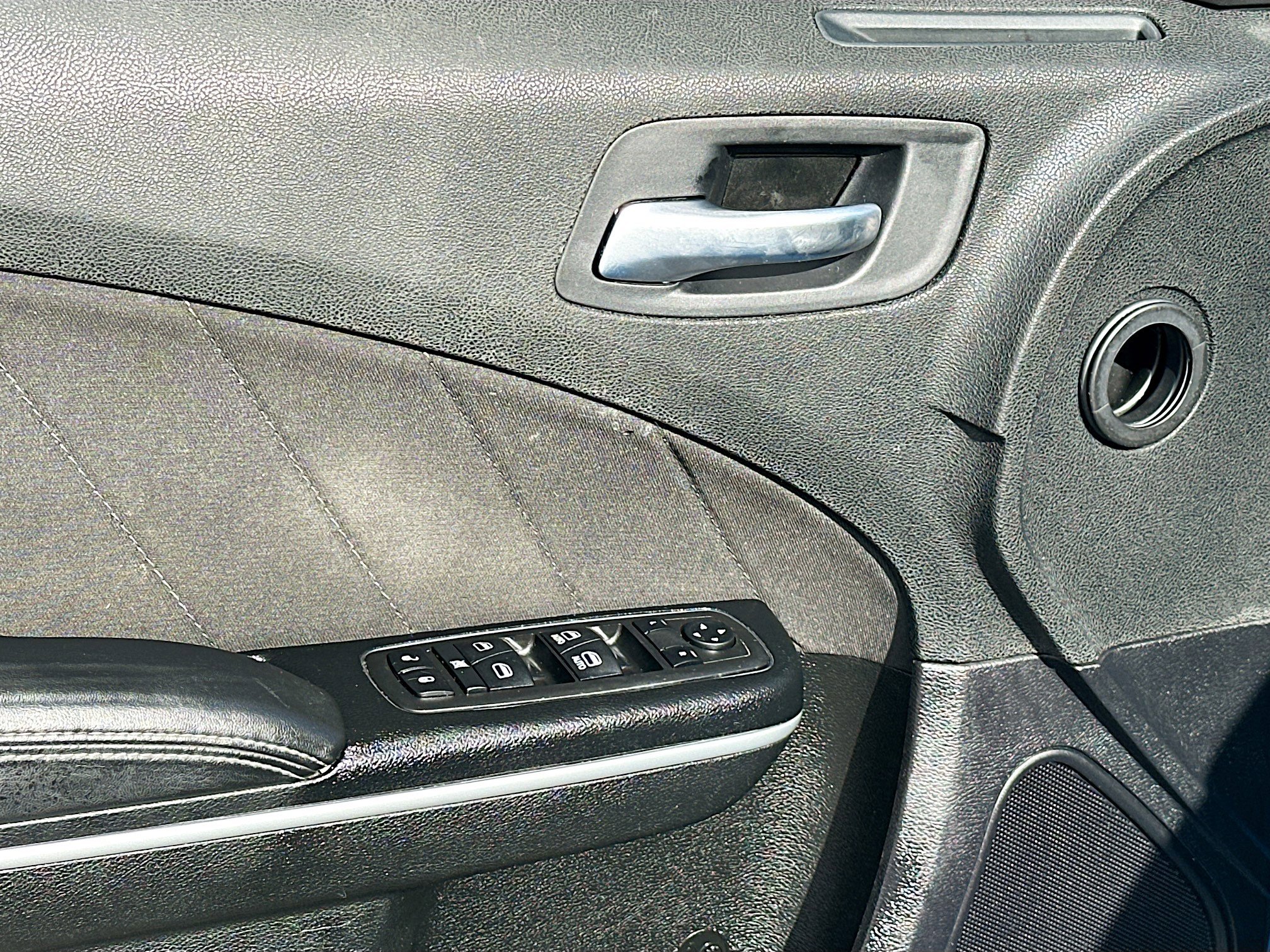 Used 2023 Dodge Charger SXT image 16