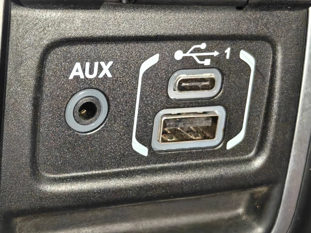 Used 2018 Jeep Wrangler Unlimited Rubicon AWD/4WD image 42