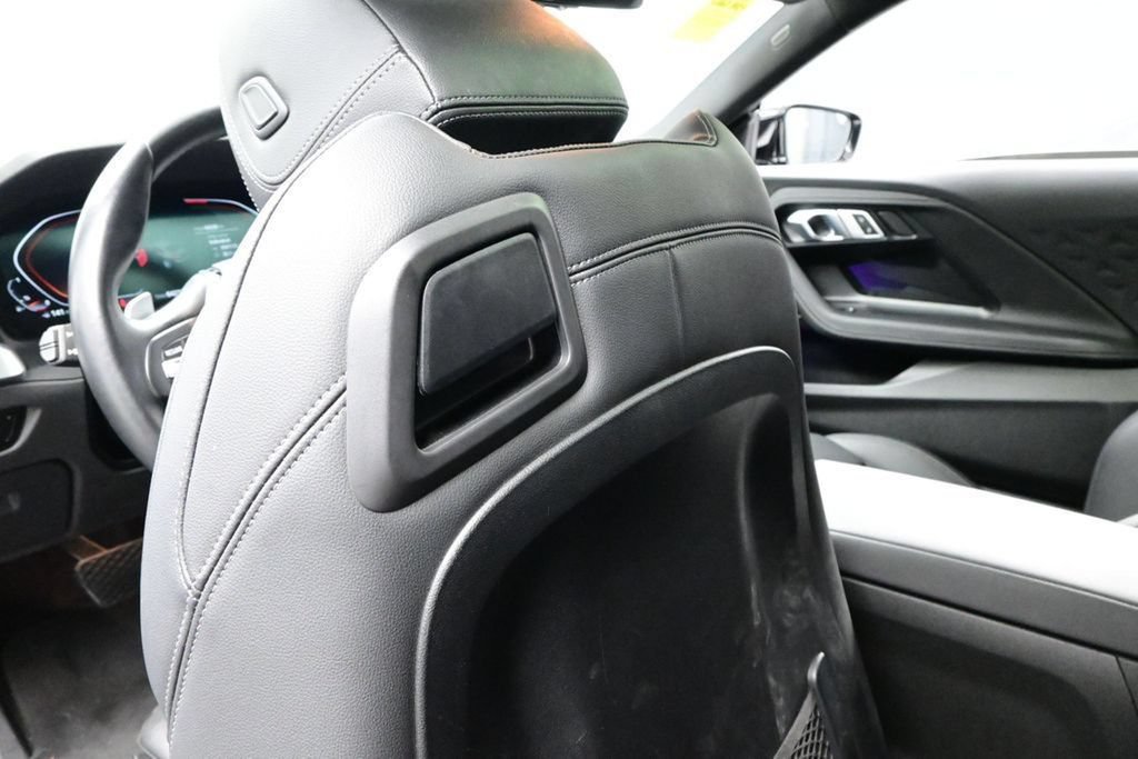 Used 2022 BMW 230i Coupe w/ Convenience Package RWD image 16