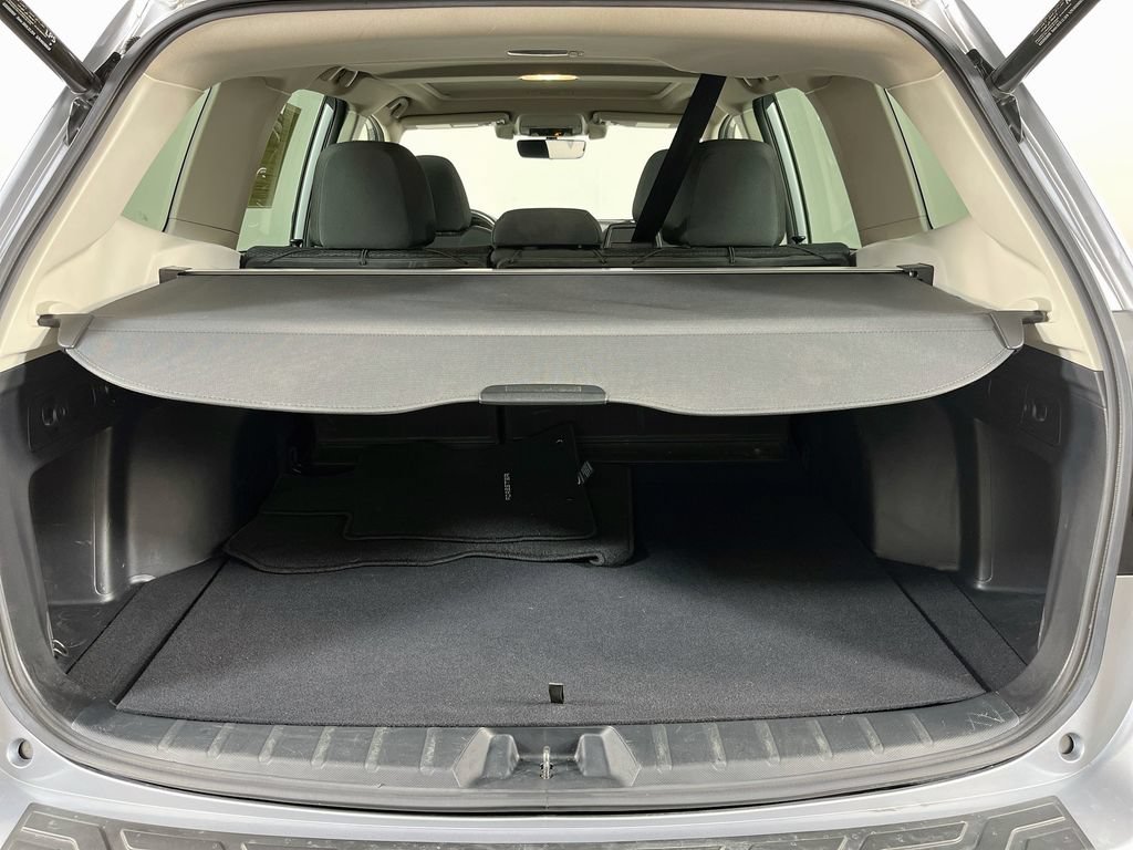 Used 2020 Subaru Forester Premium AWD/4WD image 9