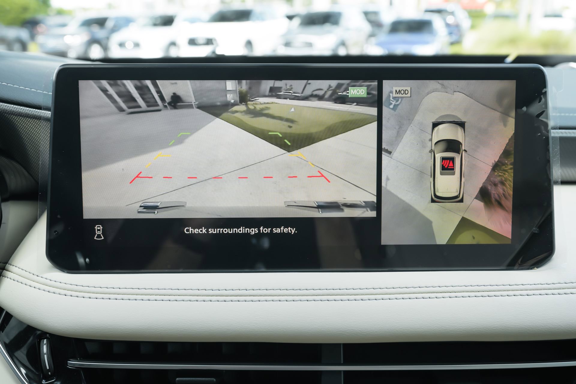 Used 2025 INFINITI QX60 Luxe w/ Vision Package image 13