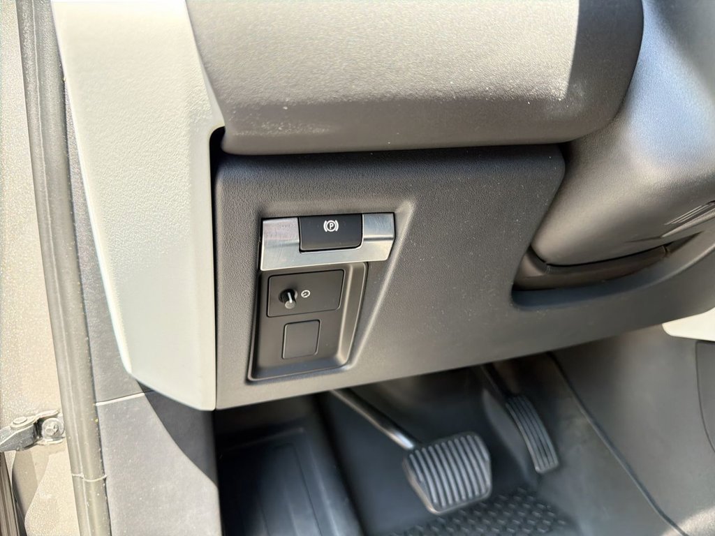 Used 2024 Land Rover Defender 110 S AWD/4WD image 20