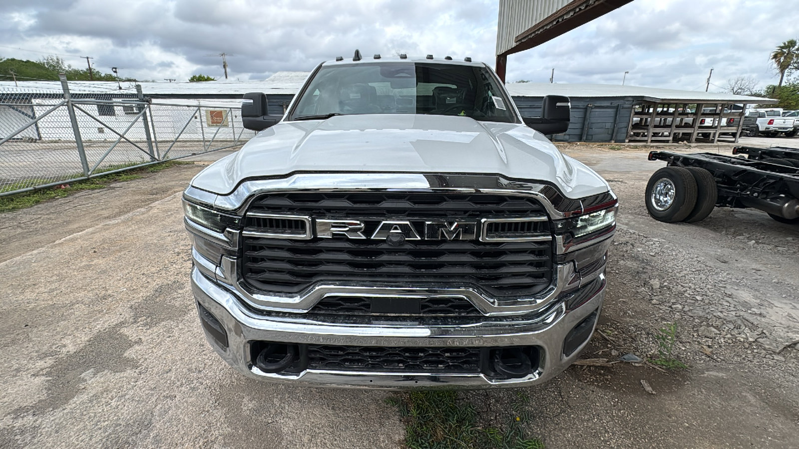 New 2026 RAM 5500 Tradesman w/ Chrome Appearance Group image 2