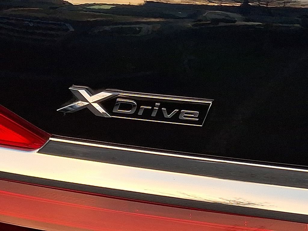 Used 2019 BMW 750i xDrive w/ Executive Package AWD/4WD image 29