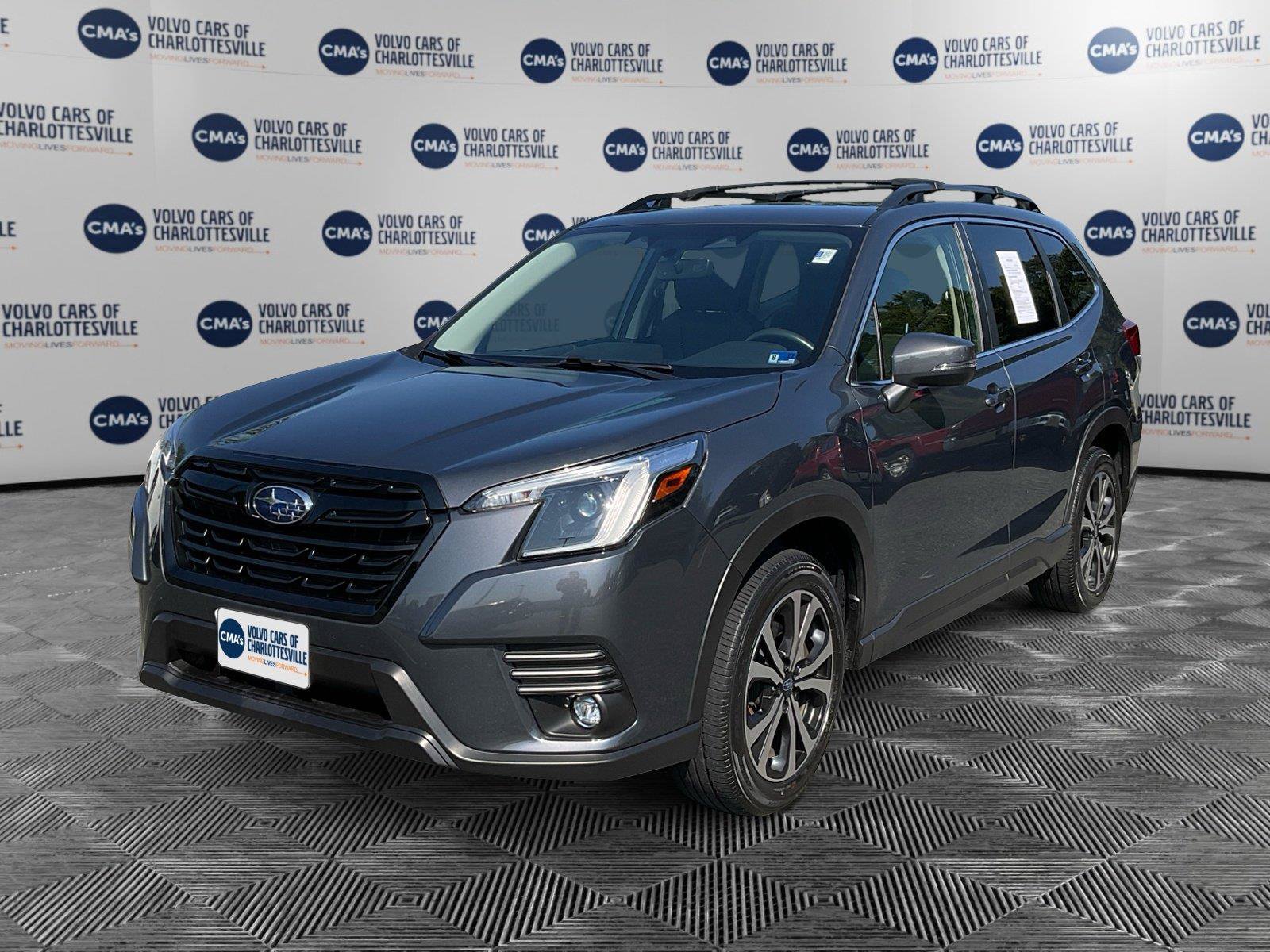 Used 2024 Subaru Forester Limited AWD/4WD image 1