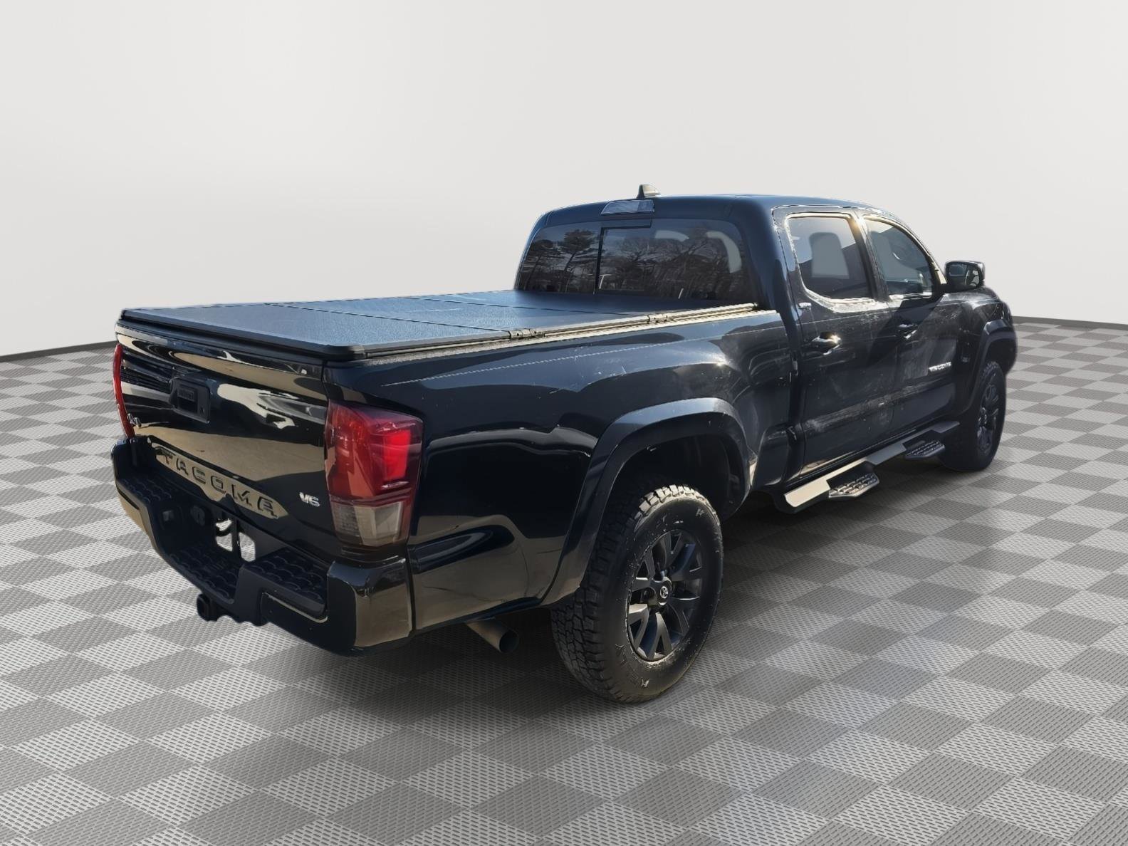Used 2020 Toyota Tacoma SR5 image 5