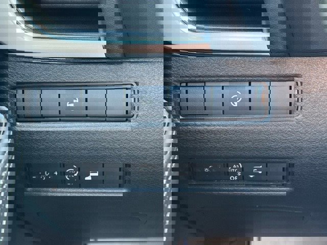 New 2026 Nissan Rogue SV image 30