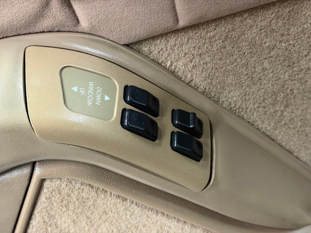 Used 1994 Chevrolet Lumina Euro FWD image 20