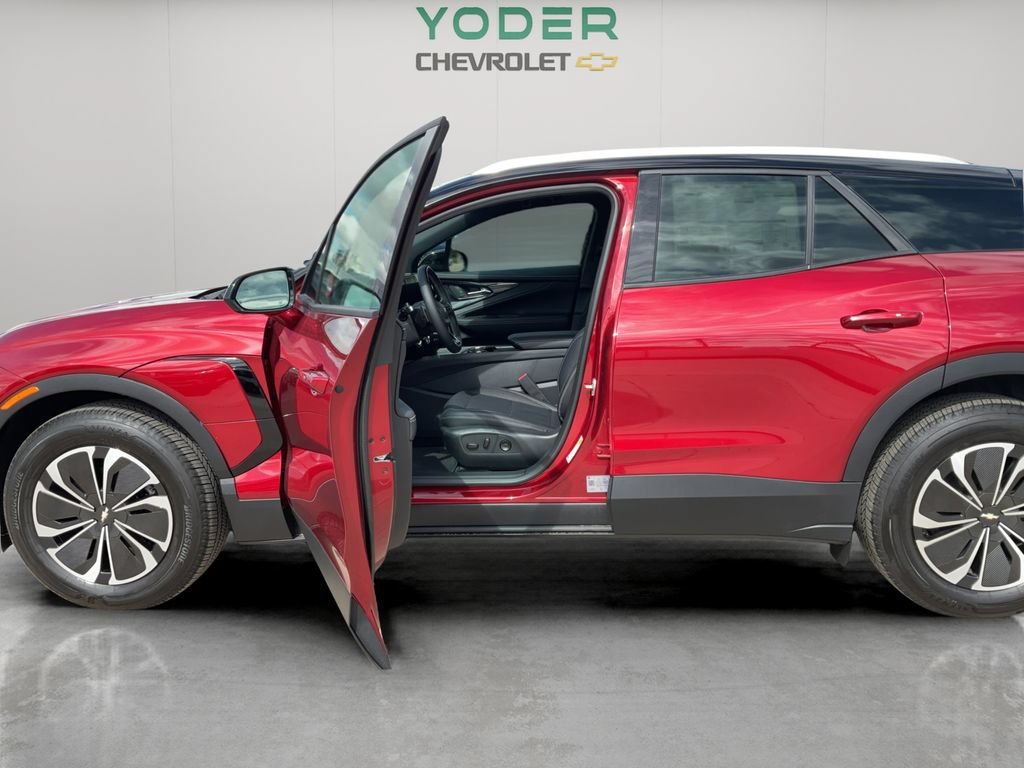 New 2026 Chevrolet Blazer EV LT w/ Super Cruise Package AWD/4WD image 39
