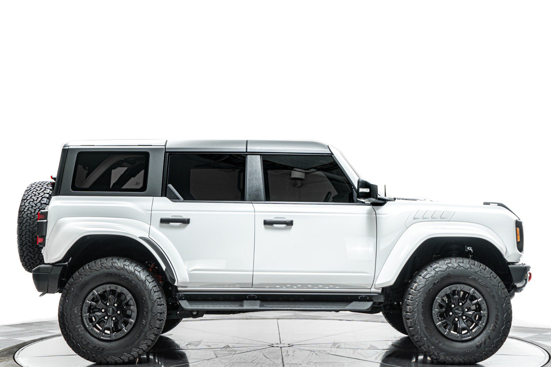 Used 2024 Ford Bronco Raptor AWD/4WD image 2