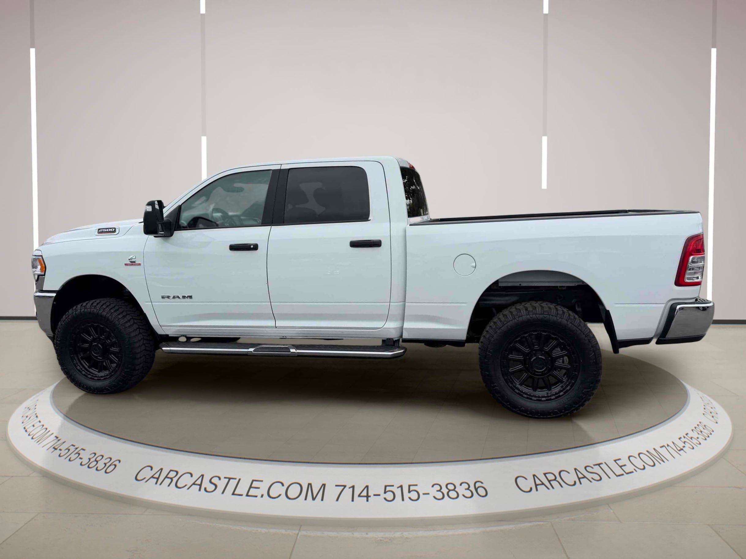Used 2024 RAM 2500 Big Horn w/ Off Road Package AWD/4WD image 2