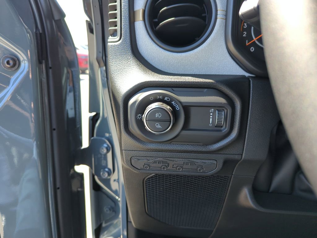 New 2026 Jeep Gladiator Sport AWD/4WD image 20