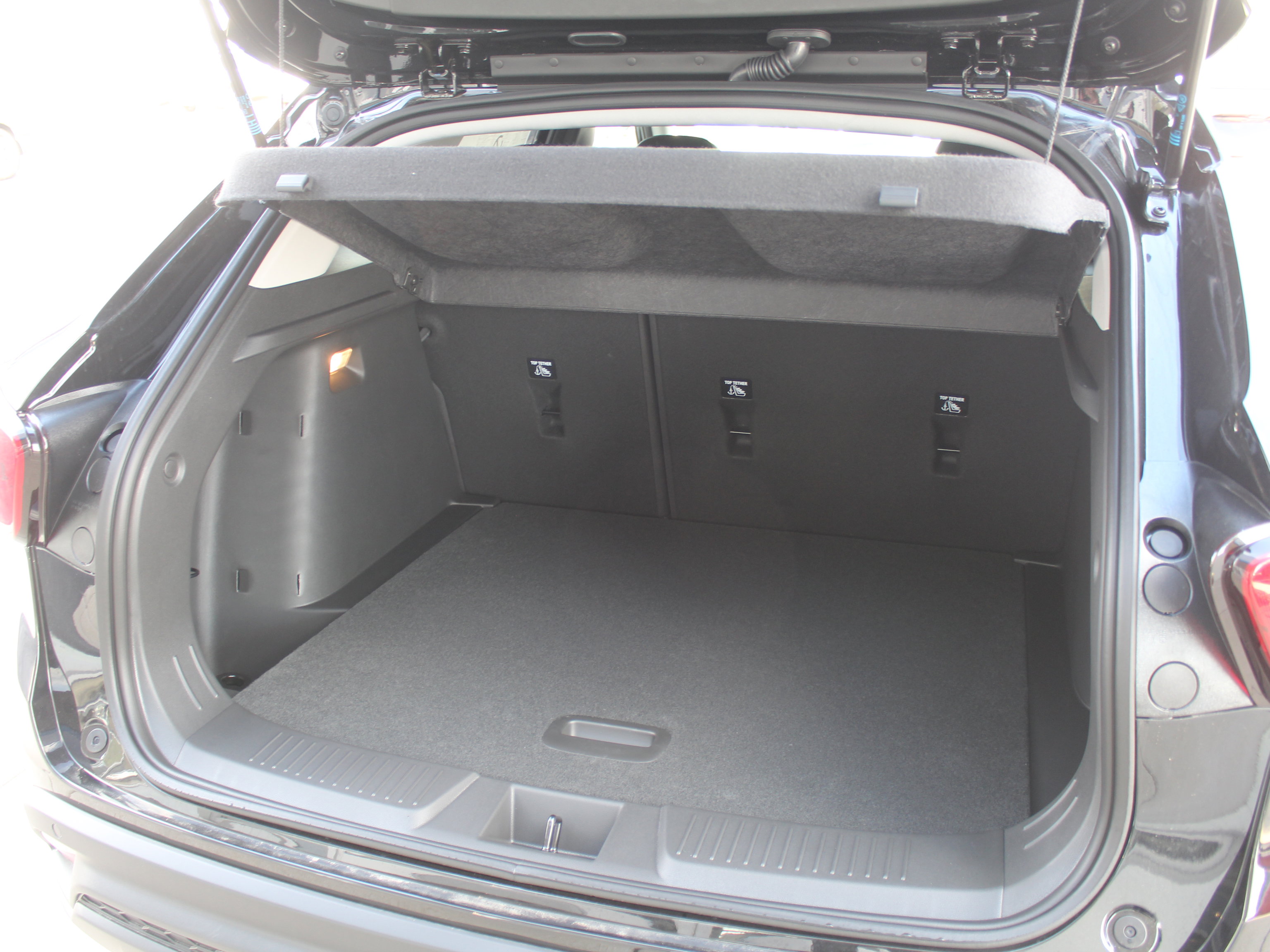 New 2026 Chevrolet Trax LT w/ Driver Confidence Package FWD image 17
