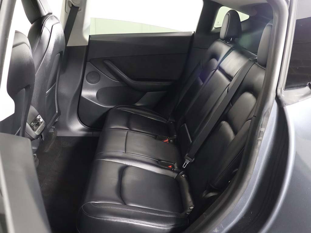 Used 2021 Tesla Model Y 2WD image 31