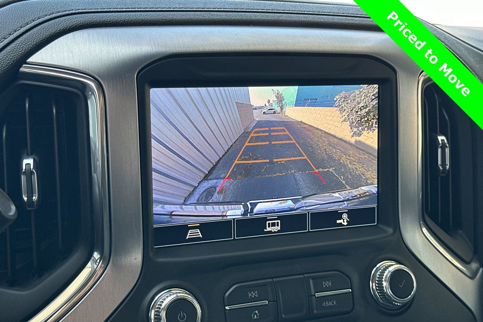 Used 2021 GMC Sierra 1500 SLT w/ SLT Premium Package image 26