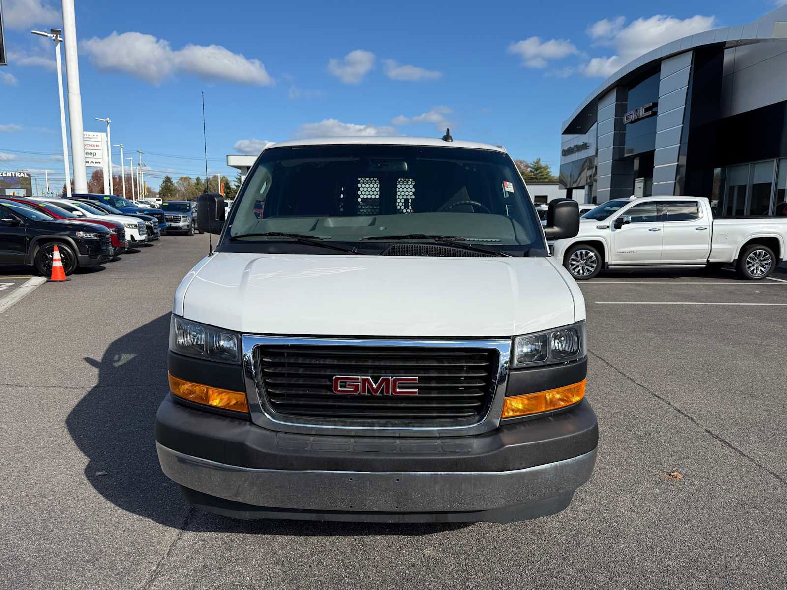 Used 2024 GMC Savana 2500 w/ Driver Convenience Package image 2