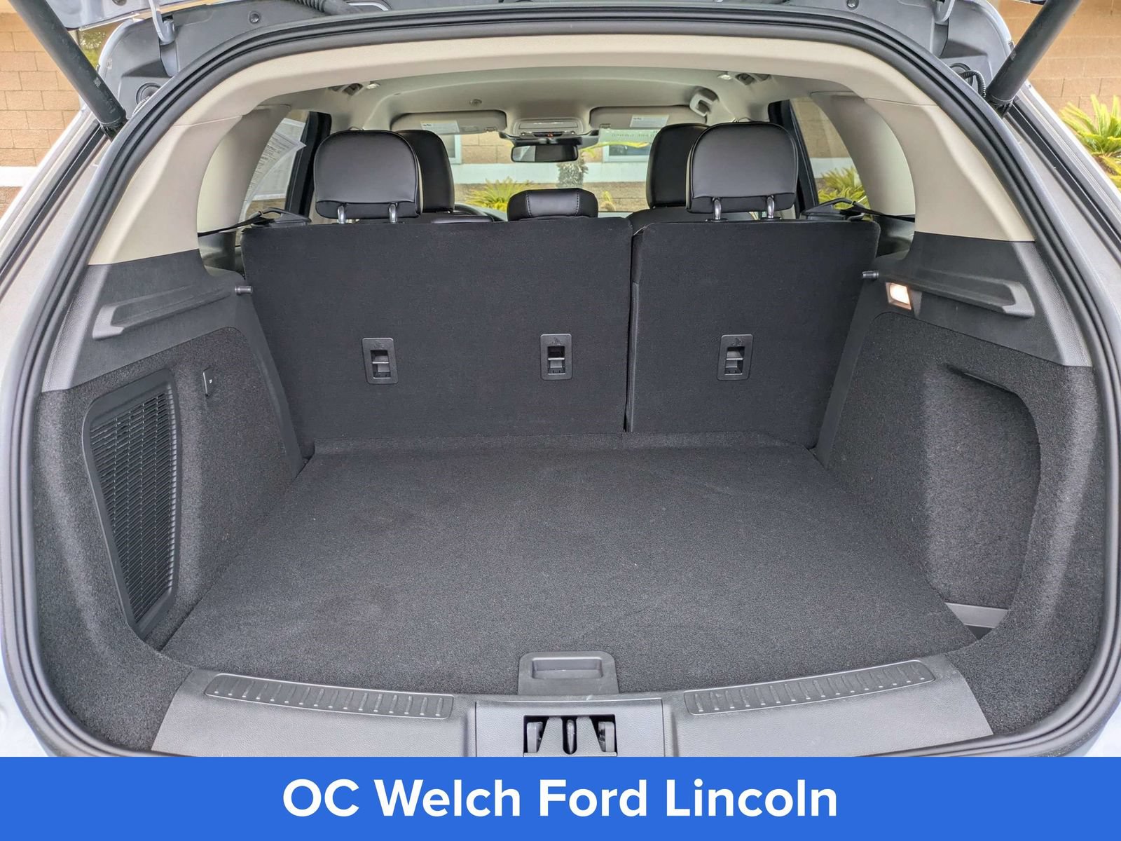 Certified 2026 Lincoln Corsair Premiere FWD image 8