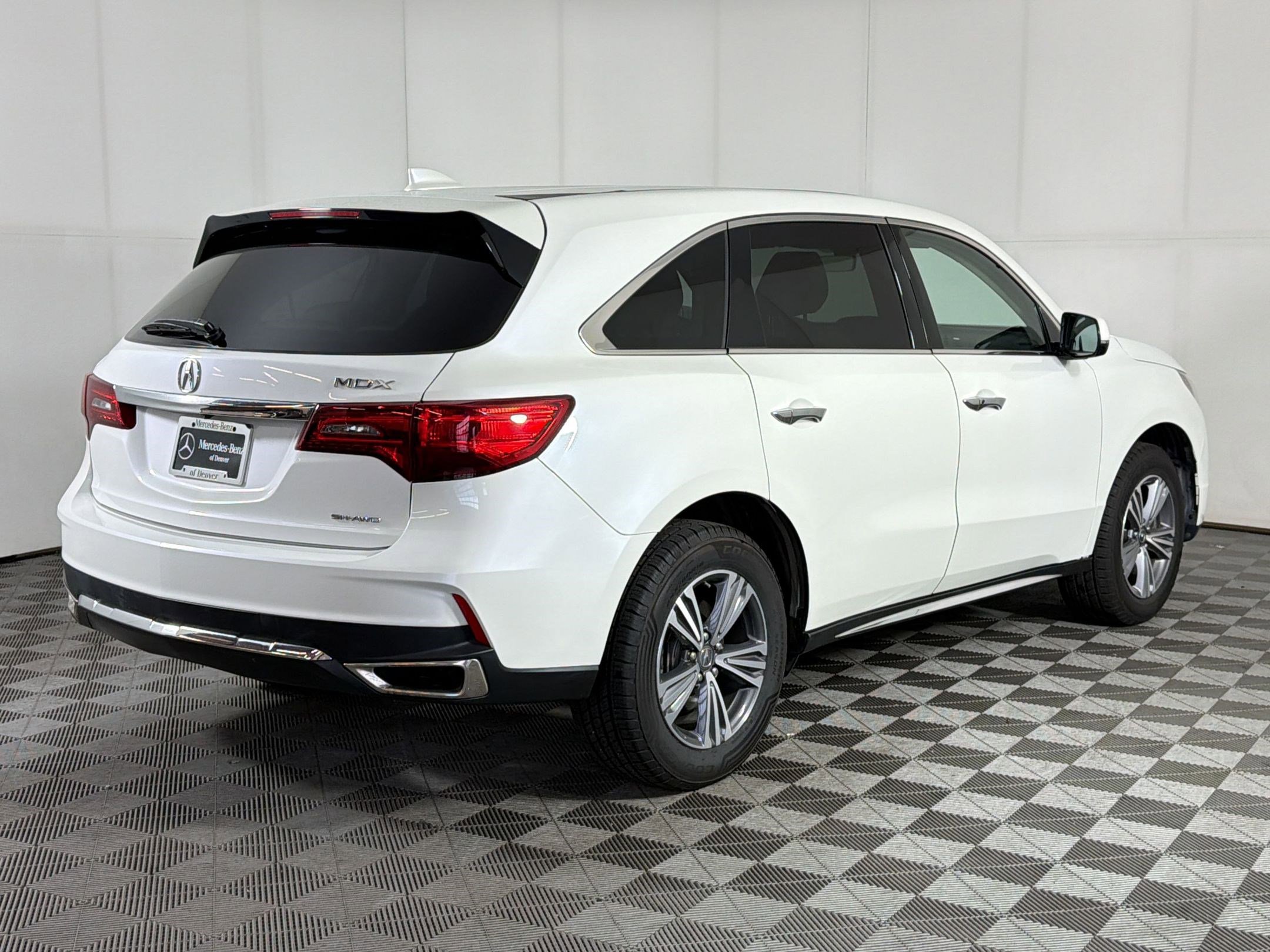 Used 2019 Acura MDX SH-AWD image 9