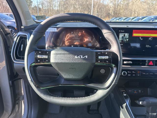 New 2026 Kia Sorento S AWD/4WD image 9