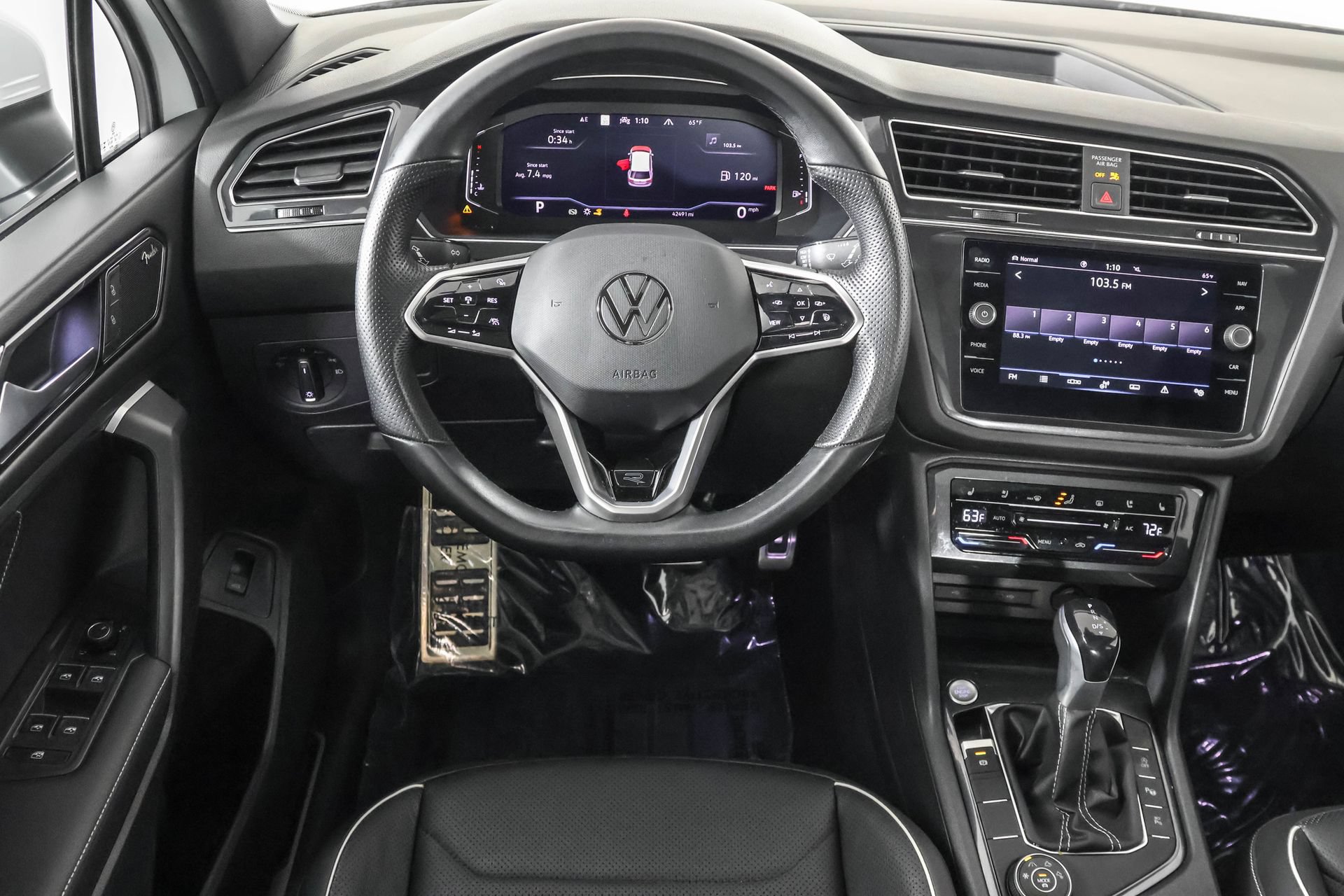 Used 2023 Volkswagen Tiguan SEL R-Line AWD/4WD image 39
